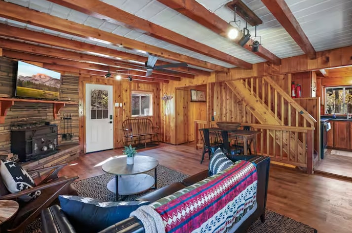 Building Photo - 243 S Jay Bird Ln