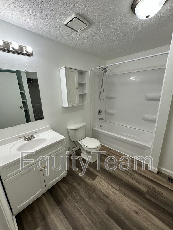 Building Photo - 2877 Mossy Brink Ct