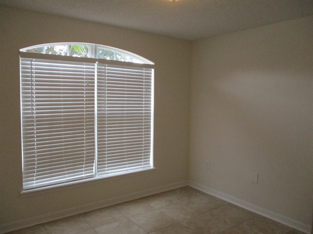Building Photo - 2201 Pierce Arrow Dr