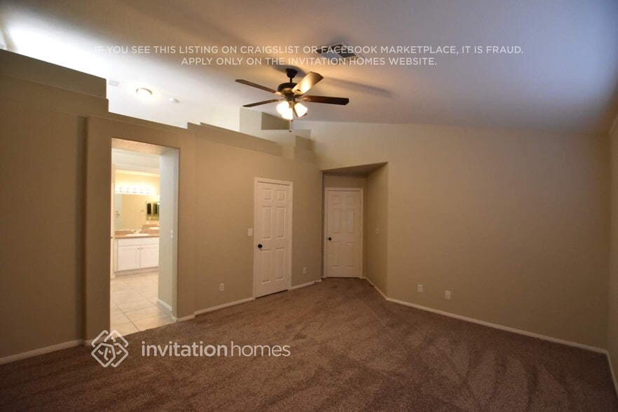 Building Photo - 838 Wave Ct