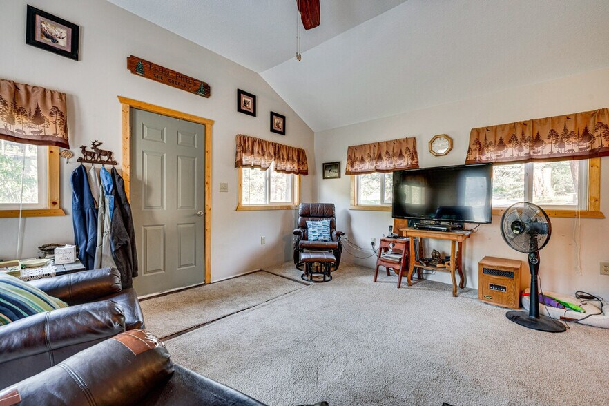 Building Photo - 2363 US-34