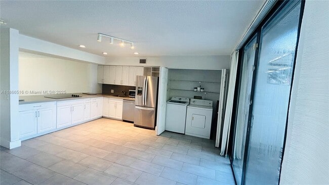 Building Photo - 1666 NW 113th Way