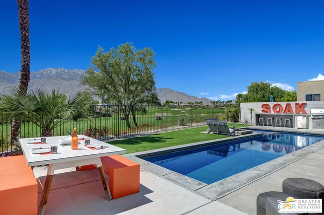 Building Photo - 949 Bernardi Ln