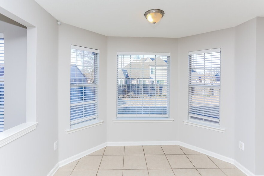 Building Photo - 12800 Fox Bend Ln