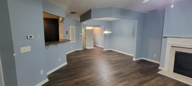 Building Photo - 4299 Annlette Dr NW