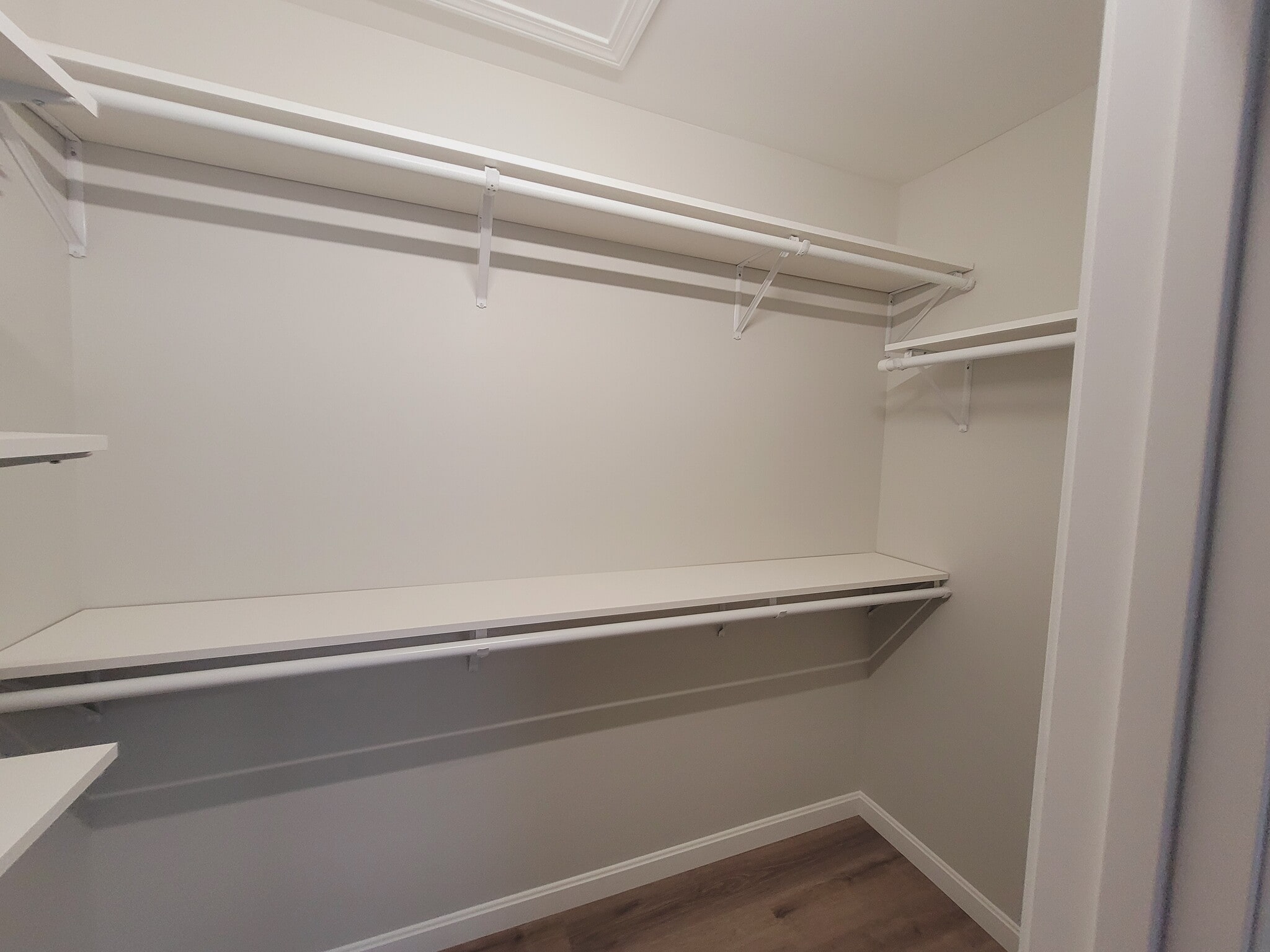 Building Photo - 8 Juniper Ln