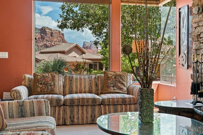Building Photo - 90 E Bighorn Ct