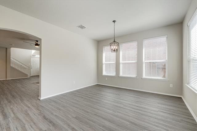 Building Photo - 1413 Ravenwood Dr