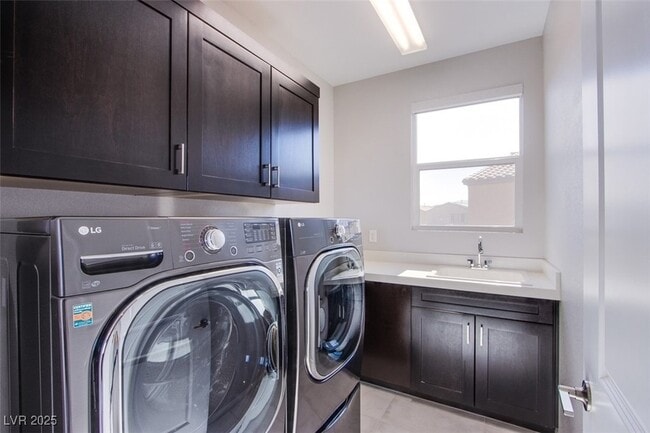 Building Photo - 3009 Collodi Ct