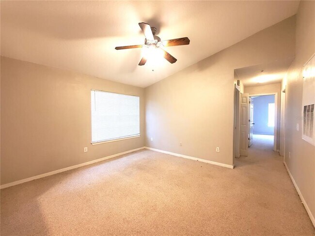 Building Photo - 844 Grand Regency Pointe