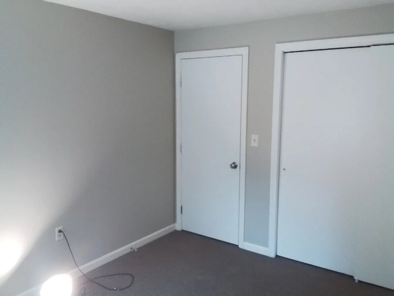 Building Photo - 959 Lancaster St