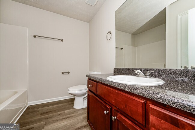 Building Photo - 6864 Amethyst Ave