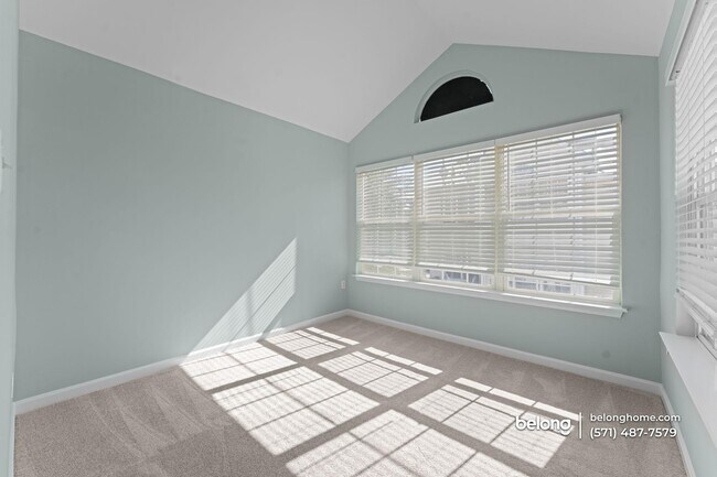 Building Photo - 47339 Blackwater Falls Terrace