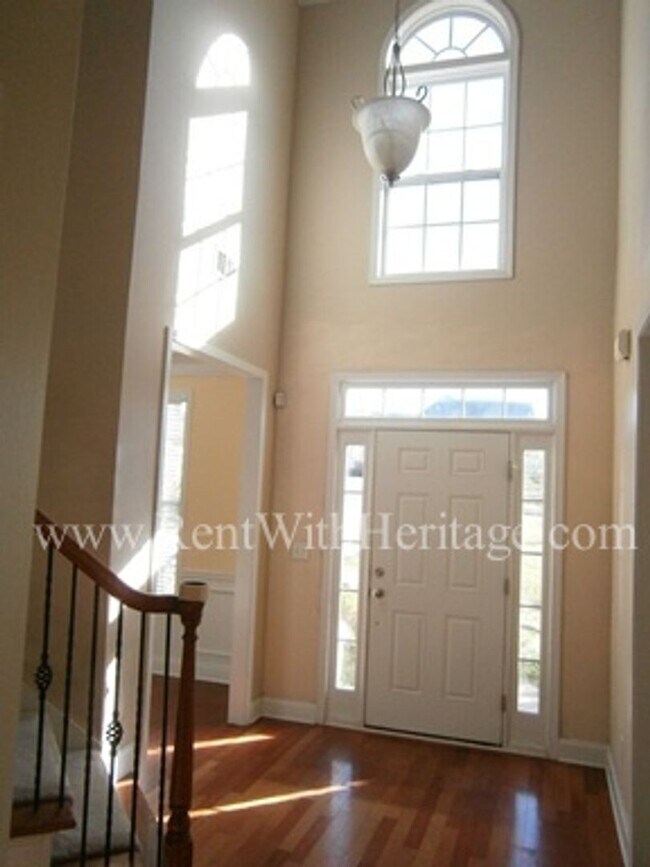 Building Photo - GORGEOUS HOME / UPGRADES GALORE/ GREAT LOCATION!!! CHAPEL HILL SCHOOLS