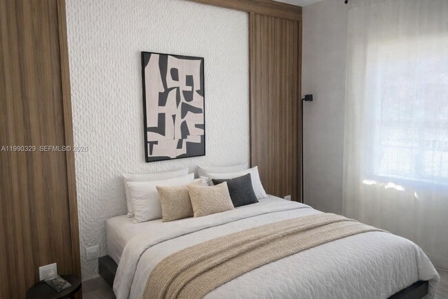 Building Photo - 5204 SW 159th Ct