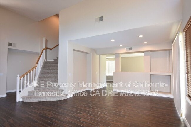 Building Photo - 45093 Corte Camellia