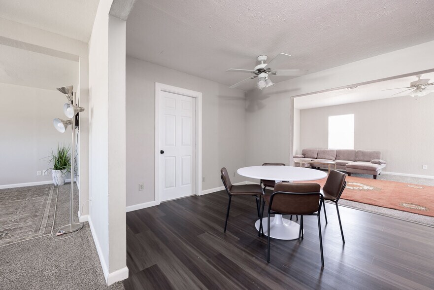 Building Photo - 3708 Sierra Vista Dr
