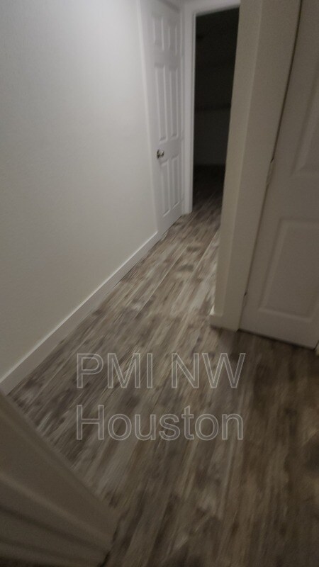 Building Photo - 2677 Gessner Rd