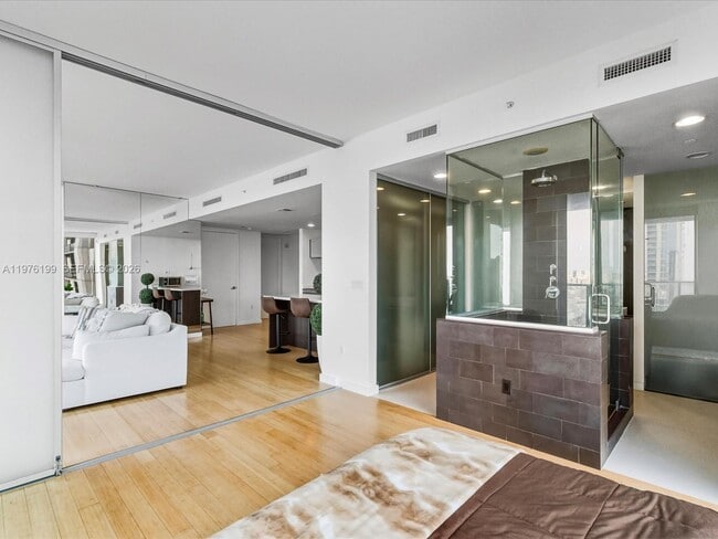 Building Photo - 1040 Biscayne Blvd