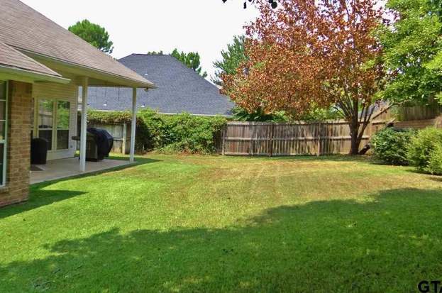 Building Photo - 16801 Lafayette Dr