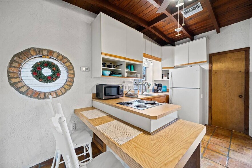 Building Photo - 408 Harrison Ave