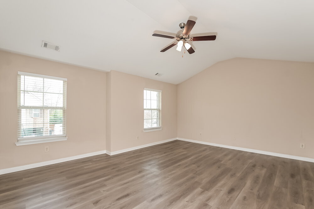 Building Photo - 4075 Whitfield Oak Way NE