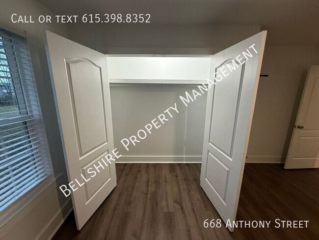 Building Photo - 668 Anthony St