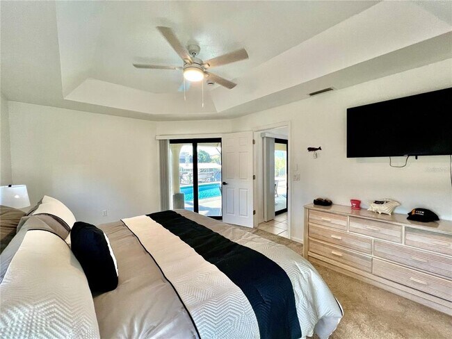 Building Photo - 426 NW 37th Pl