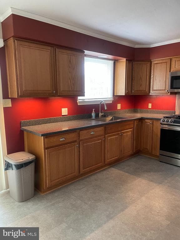 Building Photo - 5400 Oxford Dr