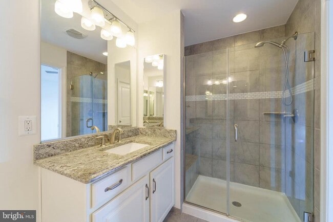 Building Photo - 23503 Adagio Terrace