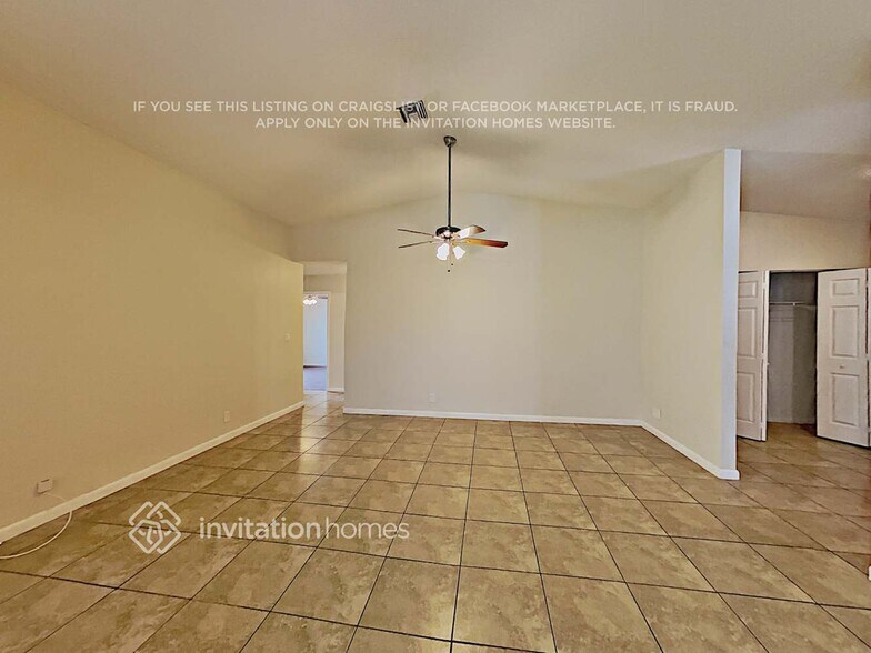 Building Photo - 7670 NW 88th Ln