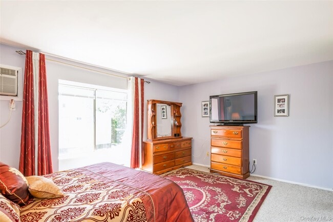 Building Photo - 138 Country Club Ln