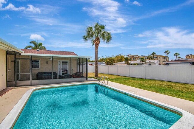 Building Photo - 4712 114th St N