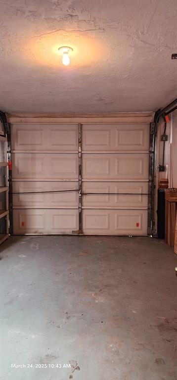 Building Photo - 6153 9th Ave