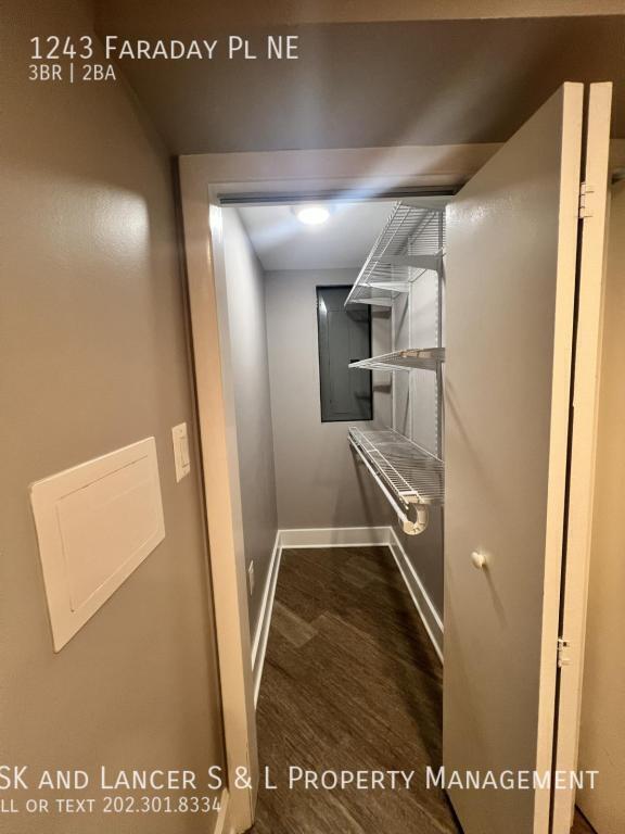 Building Photo - 1243 Faraday Pl NE