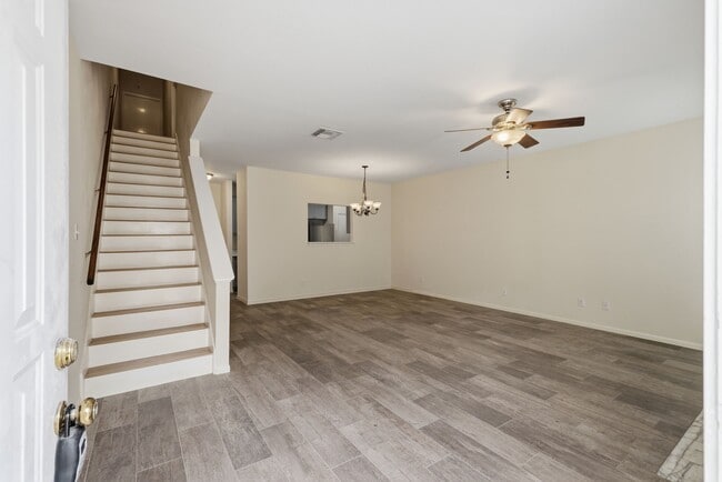 Building Photo - 2978 Holly Hall St