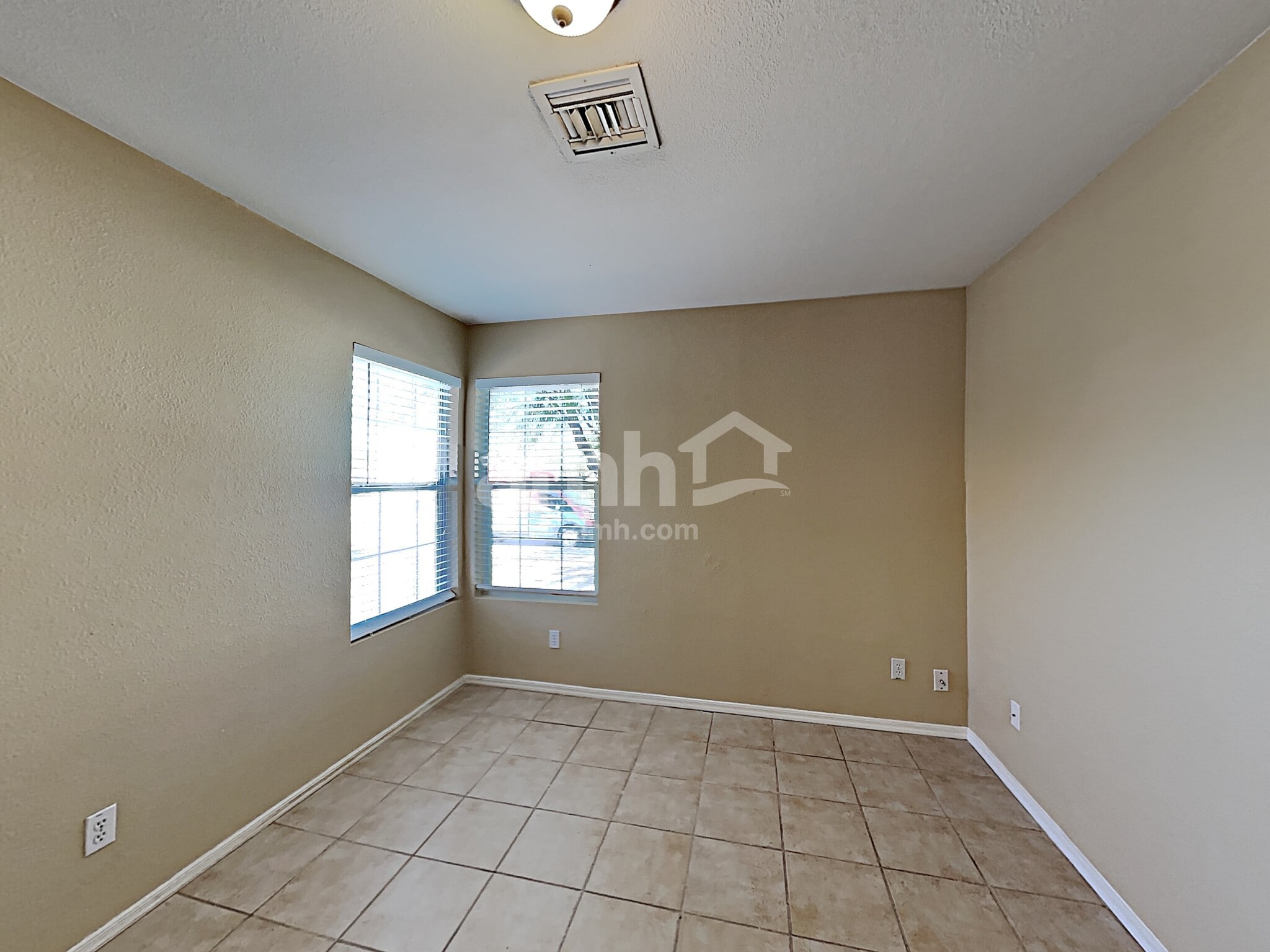 Building Photo - 6426 E Mary Dr