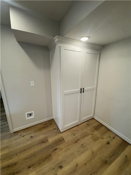 Building Photo - 207 Laurel Ln