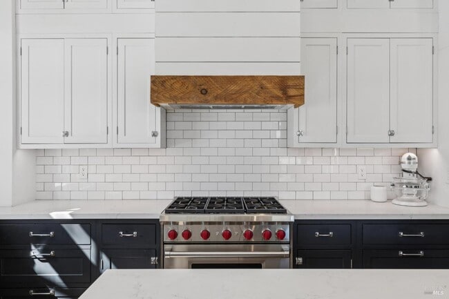 Building Photo - 1810 Quail Ct