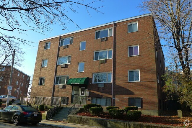 Building Photo - 197 Calumet St