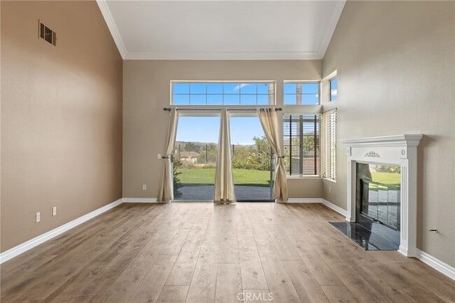 Building Photo - 6430 Regents Ct