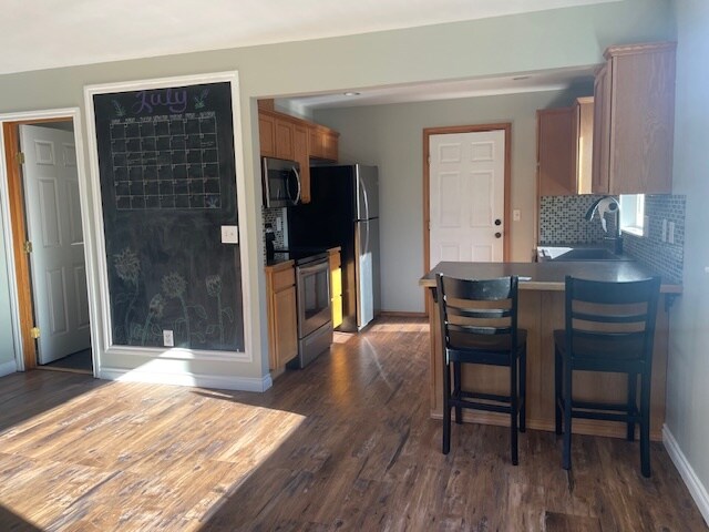 Kitchen - 2519 Aviation Dr