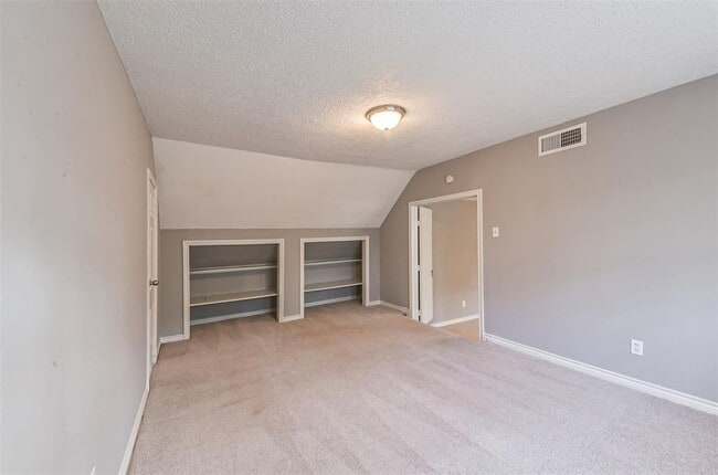 Building Photo - 4310 Brightwood Dr