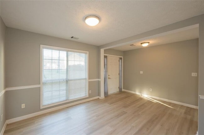 Building Photo - 7040 Magnolia Park Ln NW