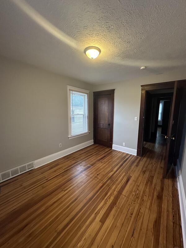 Building Photo - 4517 Bucyrus Ave