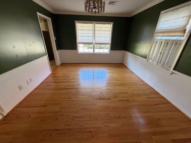 Building Photo - 3500 Patterson Dr