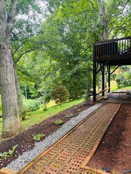 Building Photo - 37 Cedar Hill Ln