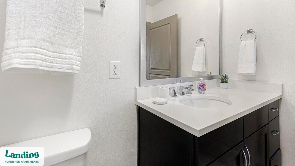 Building Photo - 5005 Galleria Dr