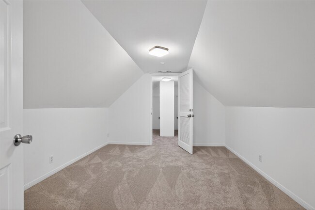 Building Photo - 112 Kirkwood Ln