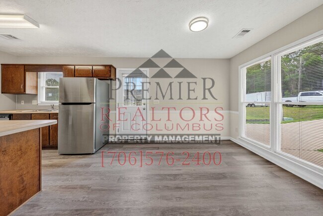 Building Photo - 6788 Mitchell Ridge Dr